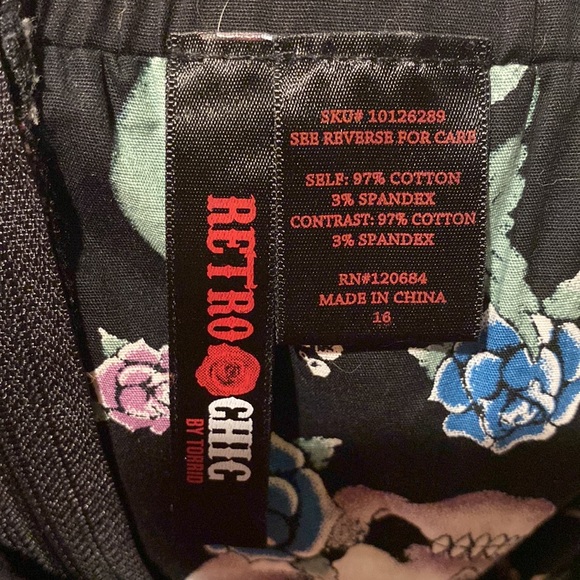 Torrid retro chic mermaid tattoo skulls swing style dress - Picture 6 of 6